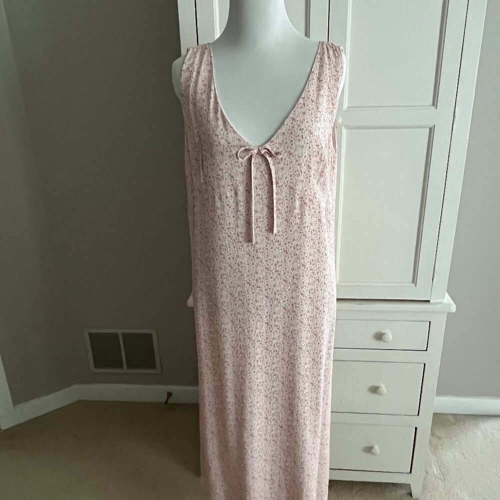 woman's used dress